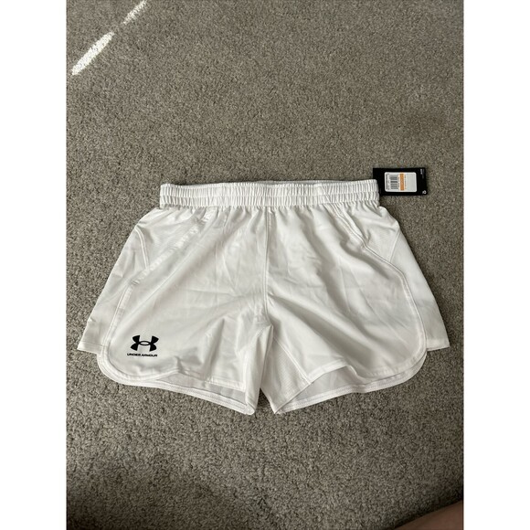 Under Armour Women's Accelerate Training Shorts, Small, White 35.00 Retail - Picture 1 of 4